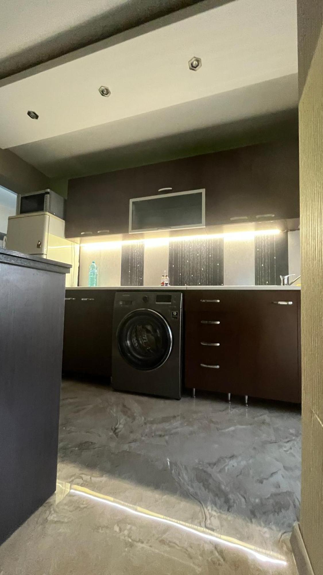Luxury Bucareste Exterior foto